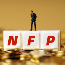 In depth analysis of the May 2025 non farm payroll report: Employment resilience supports economic expectations, while gold faces short-term pressure and long-term opportunities remain