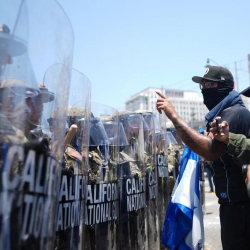 Trump sends additional National Guard soldiers to Los Angeles, amid constitutional crisis and rising demand for safe haven in the gold market